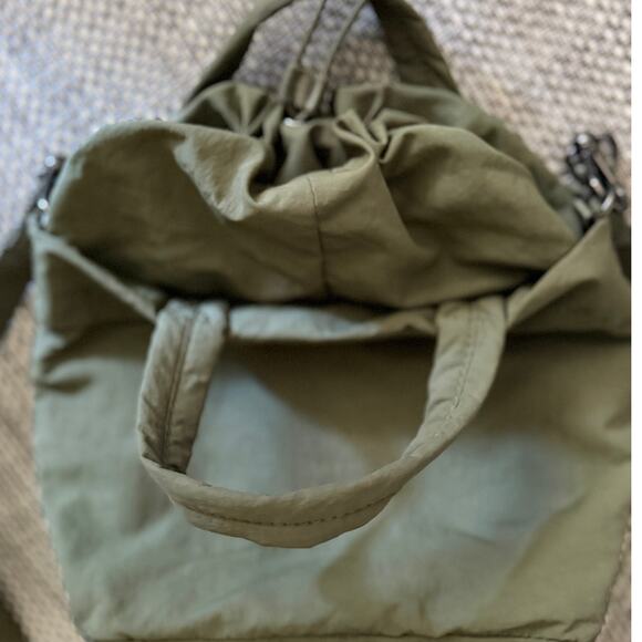 LULULEMON NWOT On My Level Micro 5L AdjustRemove Shoulder Strap Bag Medium Olive - Picture 4 of 8